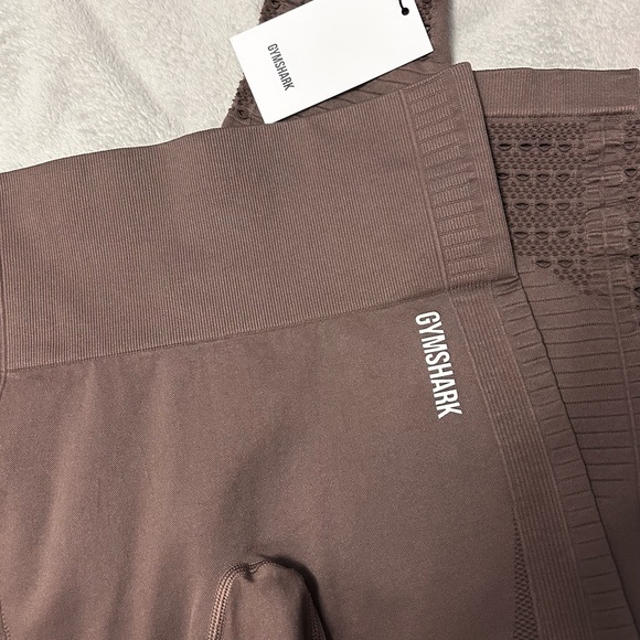 BNWT taupe gymshark leggings - Picture 1 of 1